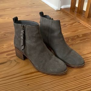 BP grayish ankle boots